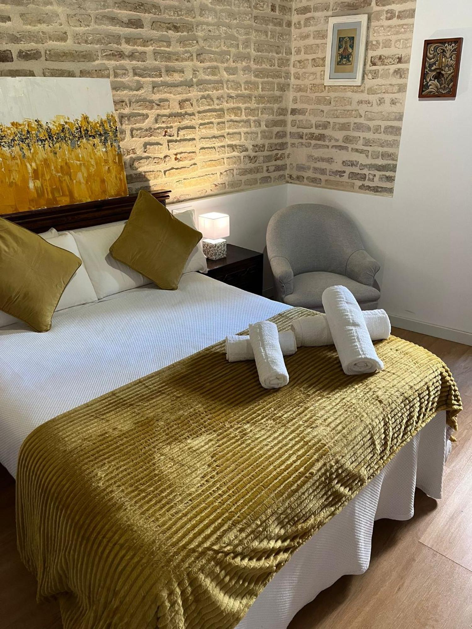 Clarisas Suites Carmona  Exterior photo