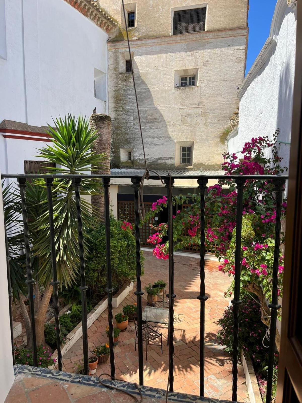 Clarisas Suites Carmona  Exterior photo